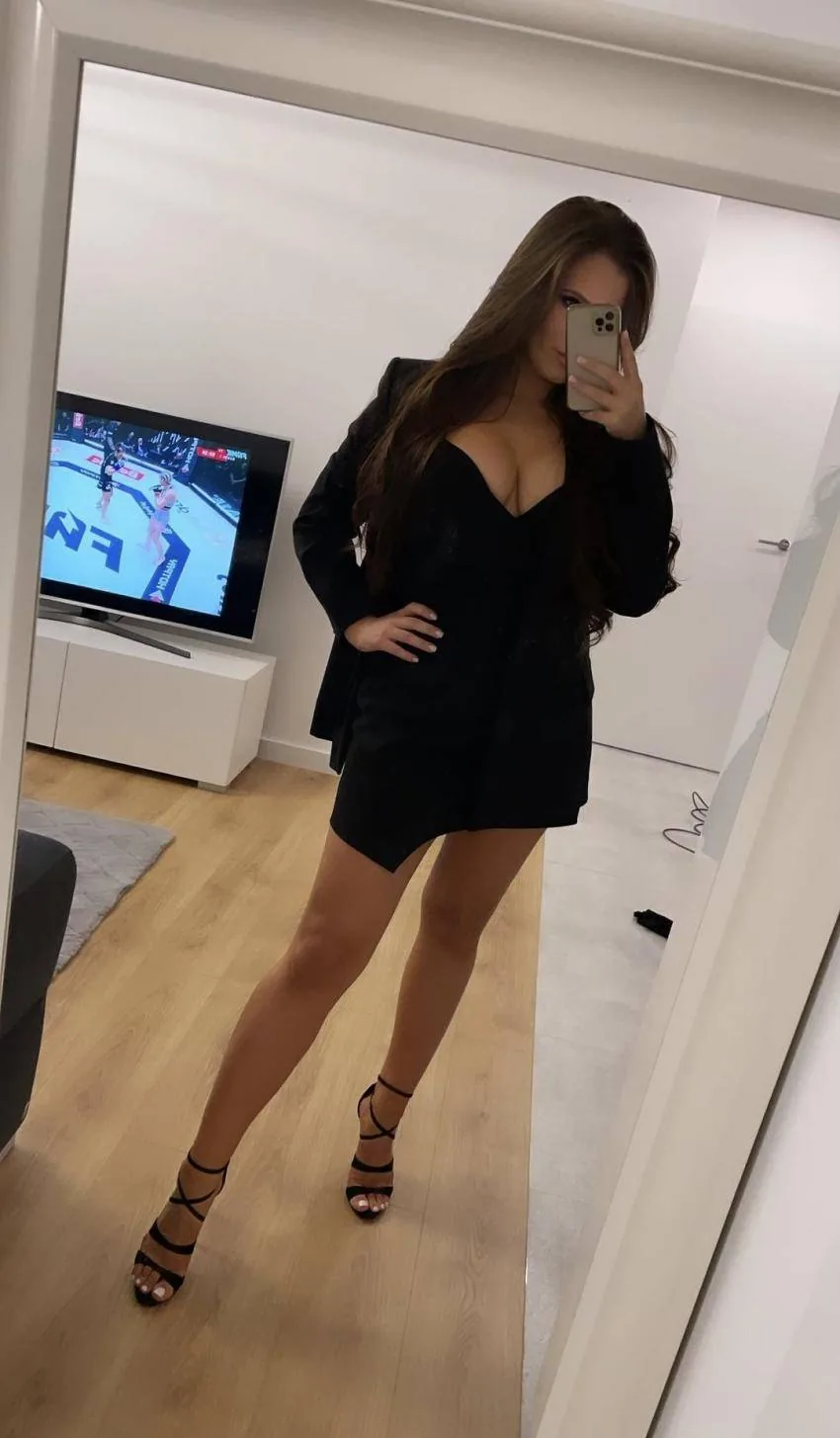 Julie_Sexy