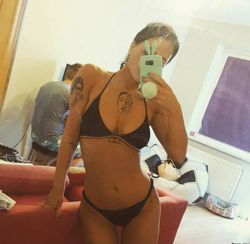 Milf_Demi